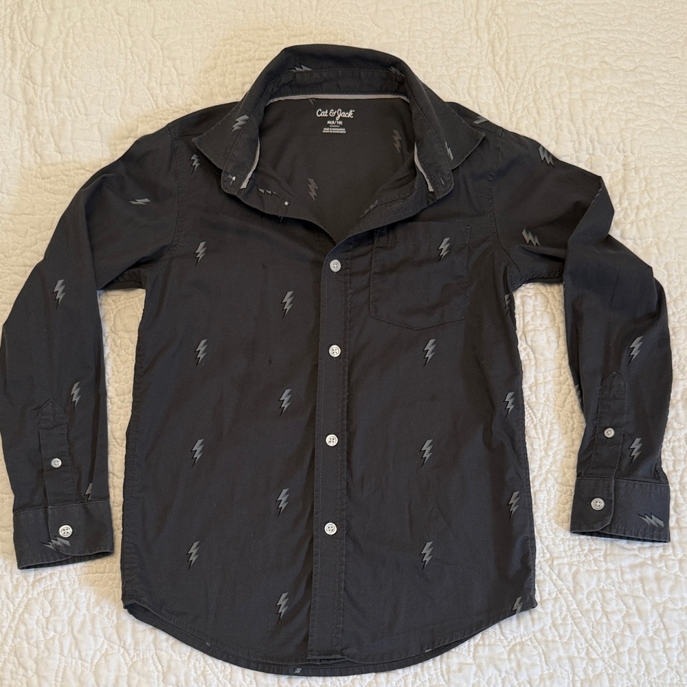 Cat & Jack Black Shirt with Gray Lightning Bolts